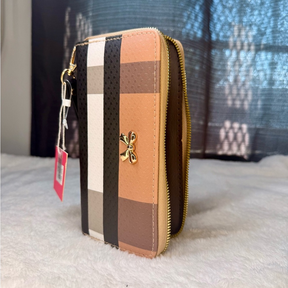 Chic Striped Women's Wallet with Gold Accent